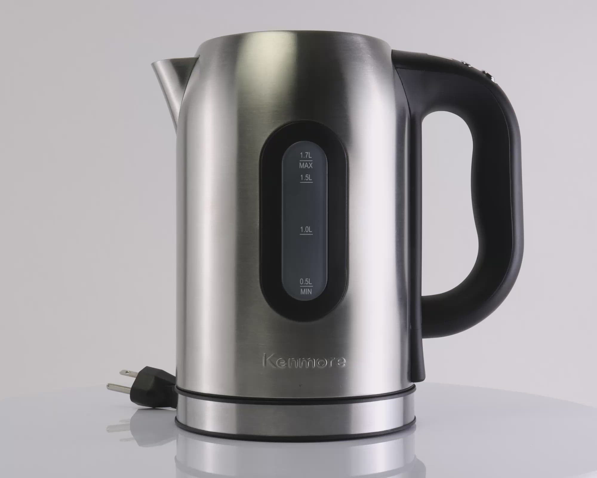 Short video shows the Kenmore programmable kettle rotating 360 degrees